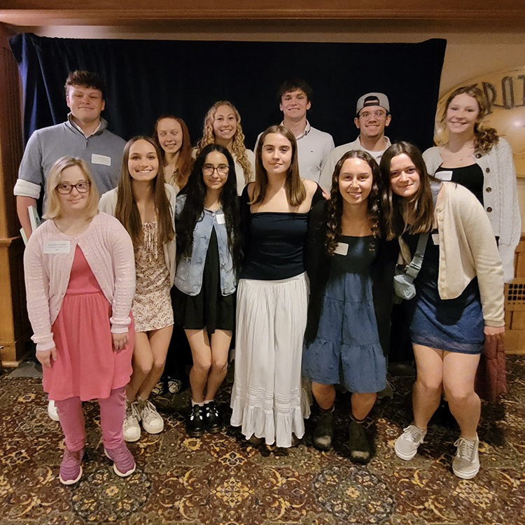 Senior Scholar Athletes